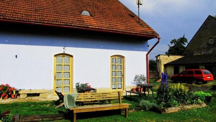 Dvur V Borovne Apartamento Borovná Exterior foto